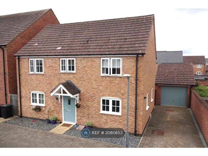 3 Bedroom Detached House To Rent In Southwick Mews, Corby, NN17