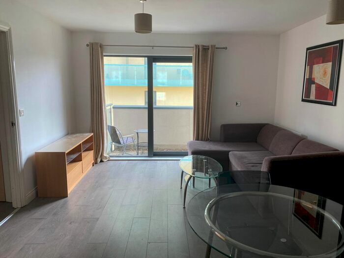 1 Bedroom Flat To Rent In Oval Road, London, NW1