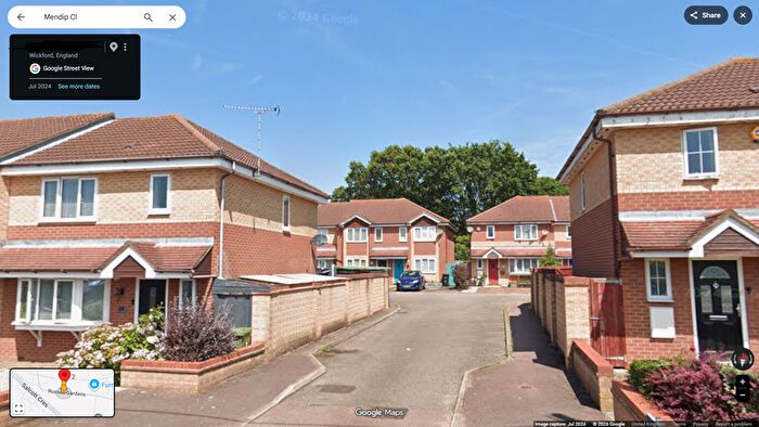 3 Bedroom Terraced House To Rent In Mendip Close, Wickford, SS11