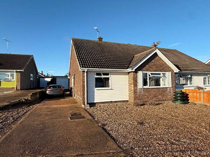 2 Bedroom Semi-Detached Bungalow For Sale In Norwood Way, Walton-on-the-naze, CO14