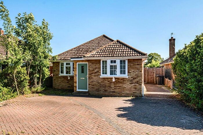 2 Bedroom Detached Bungalow For Sale In Sunnymead Drive, Waterlooville, PO7