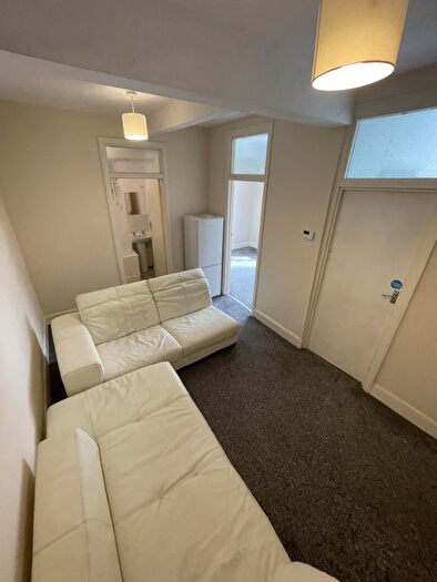 1 Bedroom Flat To Rent In Brighton Road, Purley, CR8