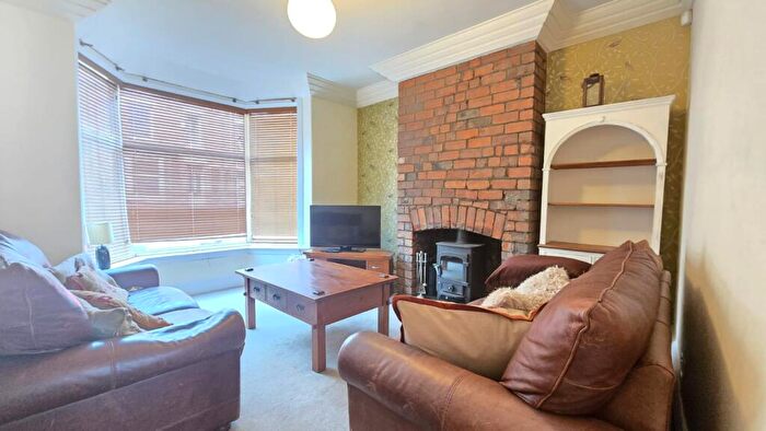 3 Bedroom Terraced House To Rent In Peveril Road, Sheffield, S11