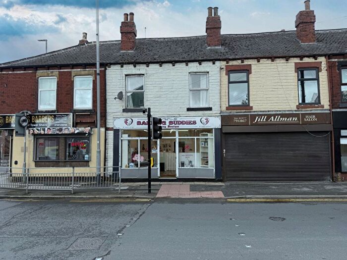 2 Bedroom Terraced House For Sale In Station Lane, Featherstone, Pontefract, WF7