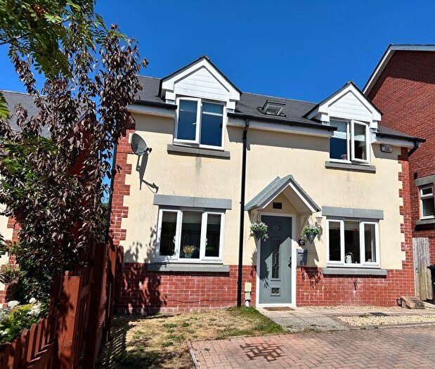 4 Bedroom Detached House For Sale In Warwick Rise, Cinderford, GL14
