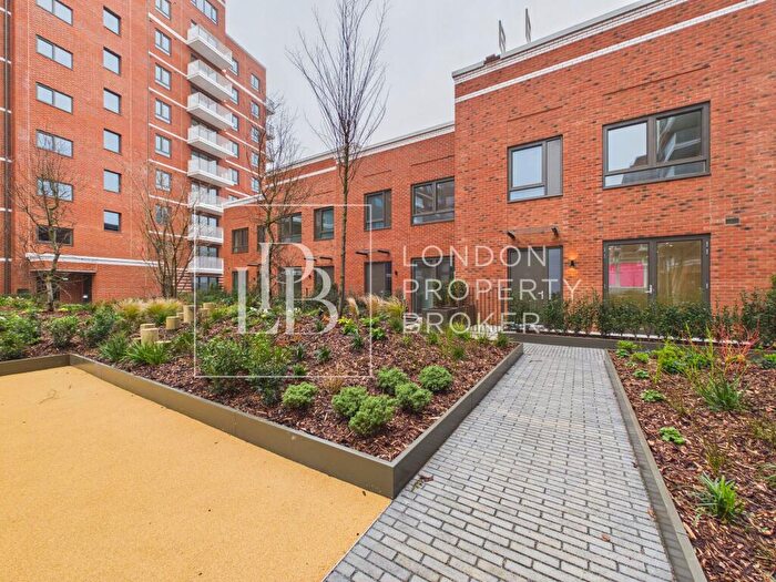 3 Bedroom Duplex To Rent In Burrell House, Lombard Square, SE28