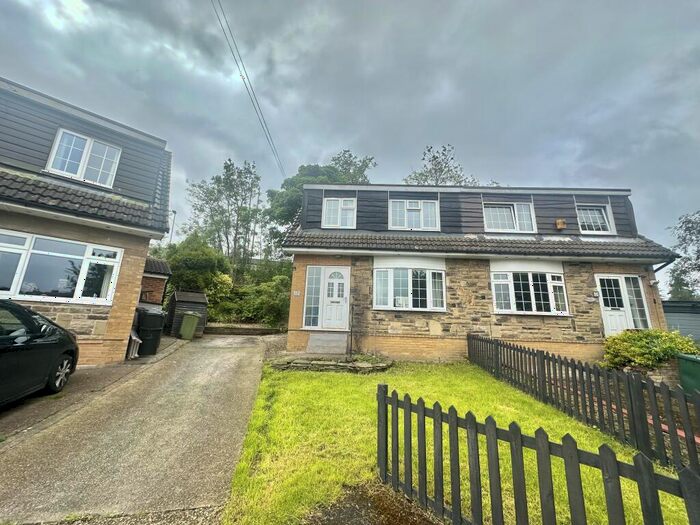 3 Bedroom Semi-Detached House To Rent In Bank Hall Grove, Shepley, Huddersfield, HD8