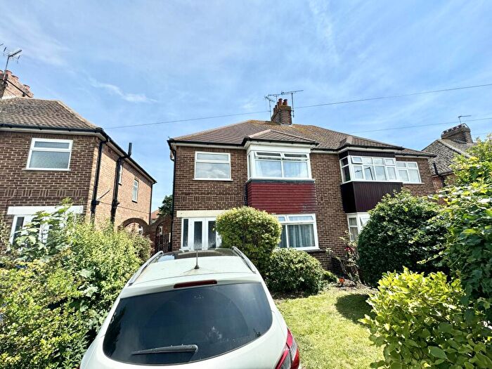 4 Bedroom Semi-Detached House To Rent In Wilfred Road, Ramsgate, CT11