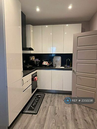 1 Bedroom Flat To Rent In Cube House, Stoke Mandeville, Aylesbury, HP22