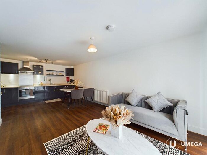 3 Bedroom Flat To Rent In Bonnington Road Lane, Bonnington, Edinburgh, EH6