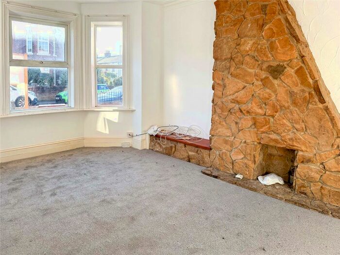 1 Bedroom Flat To Rent In Salisbury Road, Great Yarmouth, Norfolk, NR30