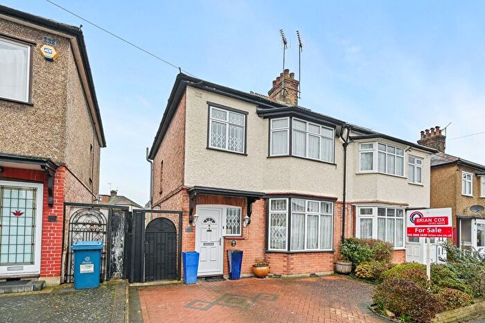 3 Bedroom Semi Detached House For Sale In Durham Road, Harrow, HA1