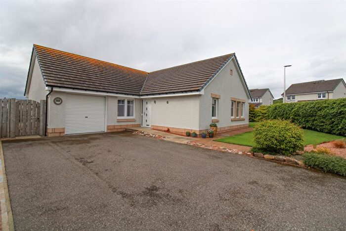 3 Bedroom Detached Bungalow For Sale In Matheson Drive, Fortrose, IV10