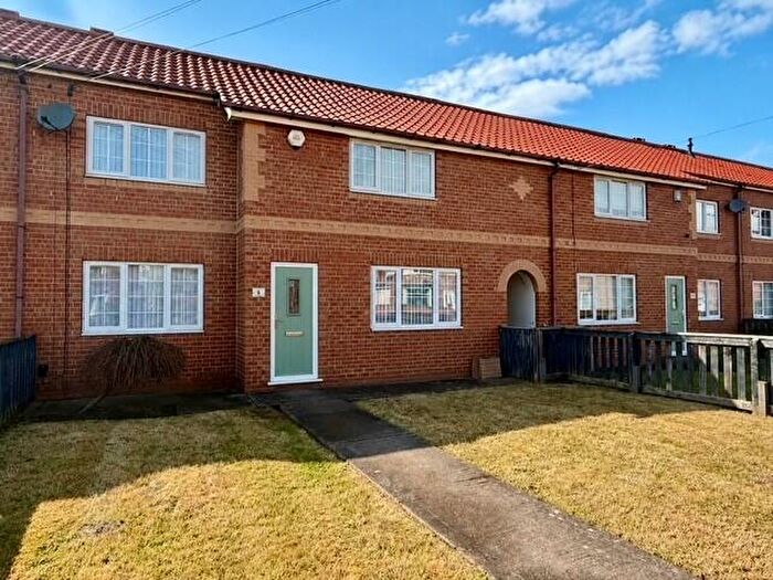3 Bedroom Terraced House To Rent In Corona Drive, DN8