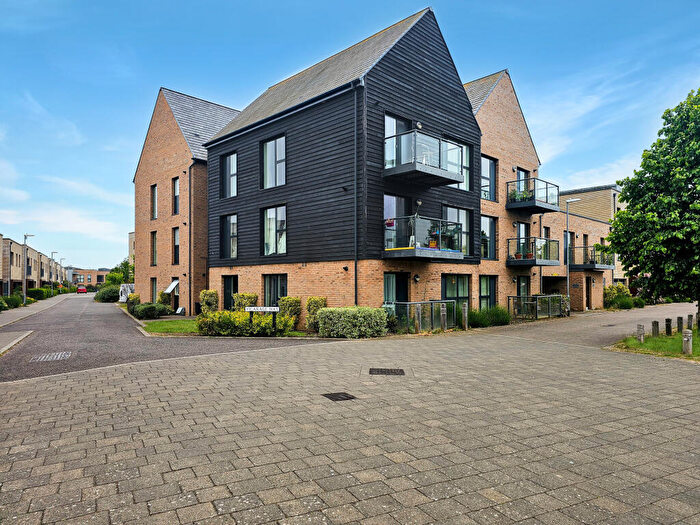2 Bedroom Flat For Sale In Vicarage Way, Trumpington, CB2