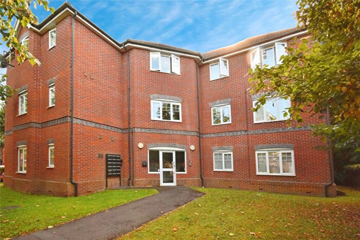 1 Bedroom Apartment For Sale In Ashdene Gardens, Reading, RG30
