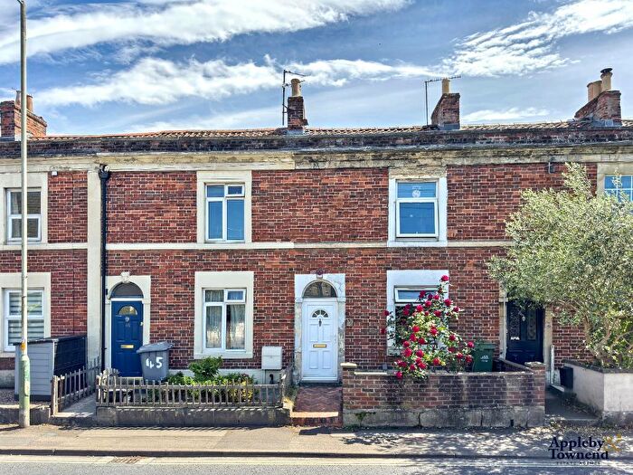 2 Bedroom Terraced House For Sale In Wingfield Road, Trowbridge, Wiltshire, BA14