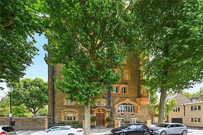 2 Bedroom Flat To Rent In Lansdowne House, Lansdowne Road, London, W11