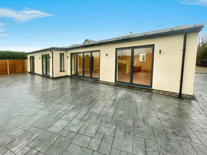 2 Bedroom Bungalow To Rent In Ledsham Lane, Ellesmere Port, Cheshire, CH66