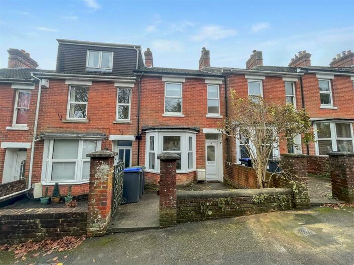 2 Bedroom Town House To Rent In Campbell Road, Salisbury, SP1