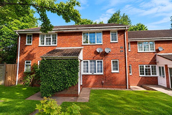 1 Bedroom Maisonette For Sale In Lambourne Close, Lichfield, WS14