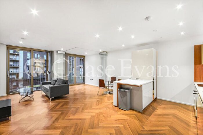 1 Bedroom Apartment To Rent In Embassy Gardens, Nine Elms, SW11