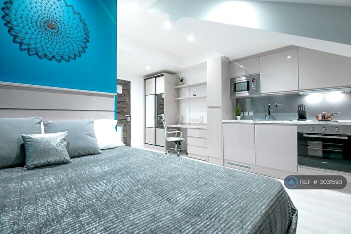Studio To Rent In Silver Street, Reading, RG1