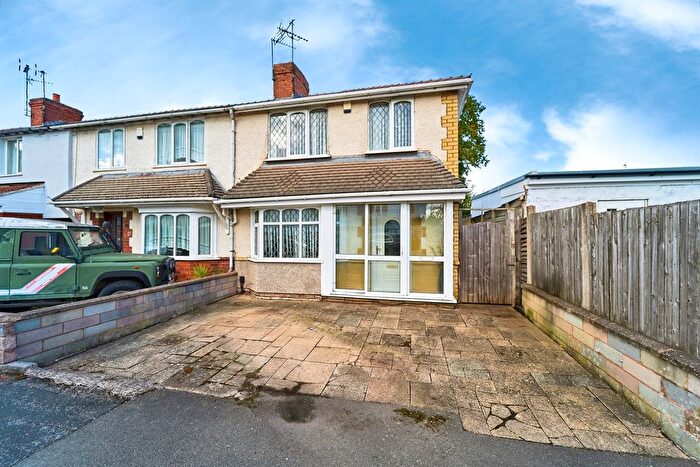 3 Bedroom End Of Terrace House For Sale In Dora Road, West Bromwich, B70