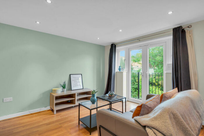 1 Bedroom Flat To Rent In Victoria Terrace, Leeds, LS3