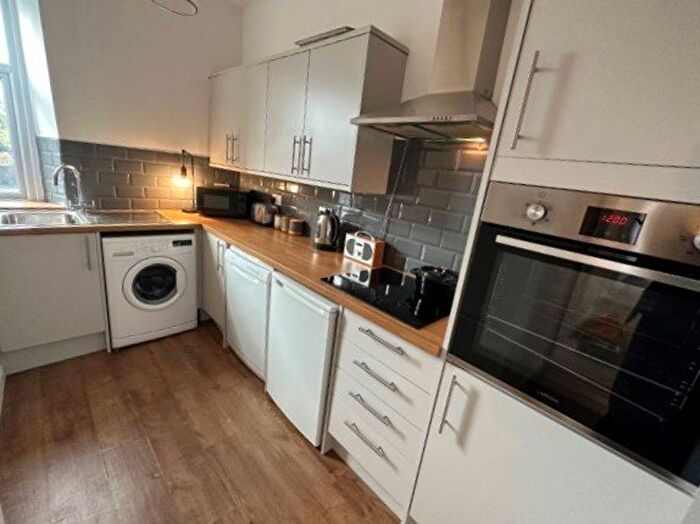 1 Bedroom Flat To Rent In Station Road, Caerleon, NP18