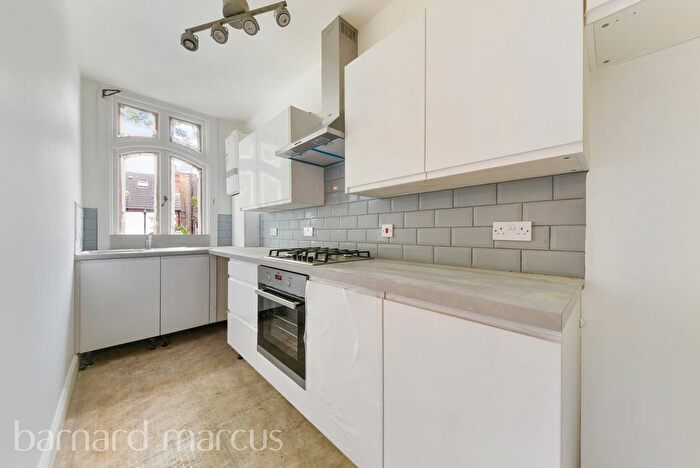 1 Bedroom Flat To Rent In Fernwood Avenue, London, SW16