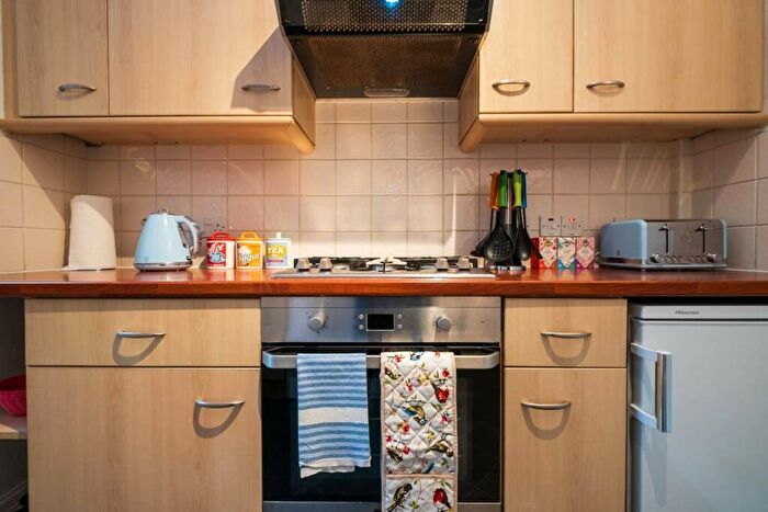 1 Bedroom Flat To Rent In Buckingham Close, Bath Street, Brighton, BN1
