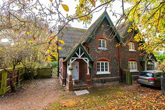 2 Bedroom Semi-Detached House To Rent In Flint Cottages, Tunstall, Sittingbourne, Kent, ME9