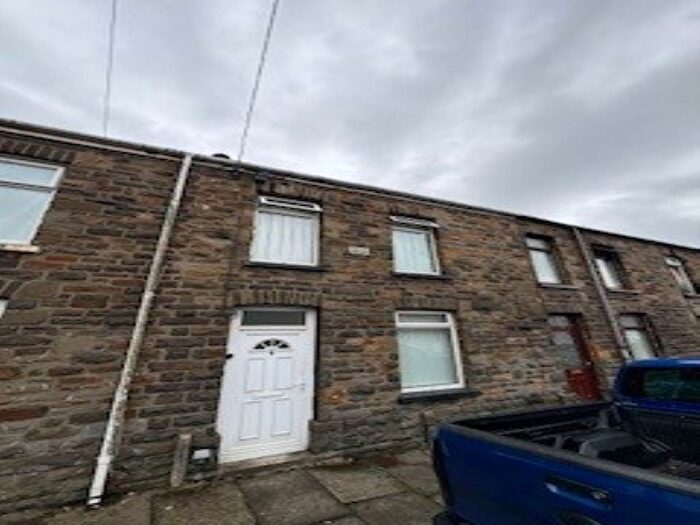2 Bedroom Property To Rent In Middleton Street, Briton Ferry, Neath, SA11