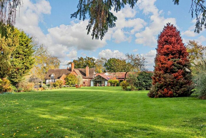 6 Bedroom Detached House For Sale In Mousley End, Warwick, CV35