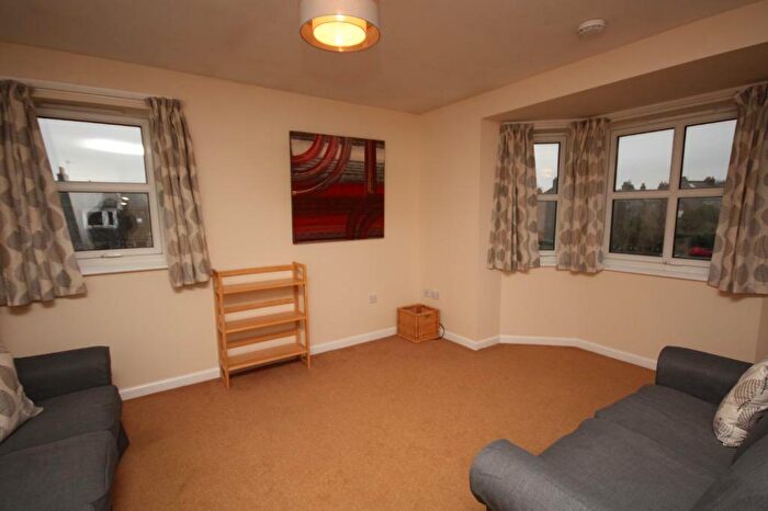 2 Bedroom Flat To Rent In Ashgrove Avenue, Aberdeen, AB25