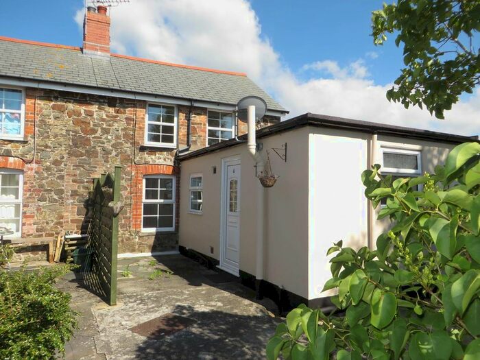 2 Bedroom Terraced House To Rent In New Inn Gardens, Victoria Street, Holsworthy, EX22