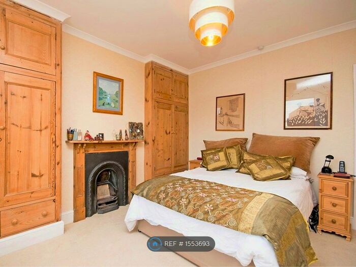 6 Bedroom Semi-Detached House To Rent In Mandeville Road, Canterbury, CT2