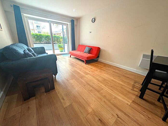 2 Bedroom Flat To Rent In Aerodrome Road, Colindale, London, NW9