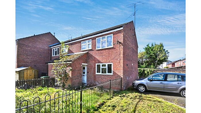 3 Bedroom Property For Sale In Cheaton Close, Leominster, Herefordshire, HR6