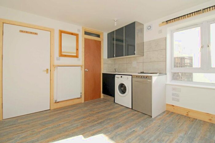 1 Bedroom Flat To Rent In High Street, London, W3