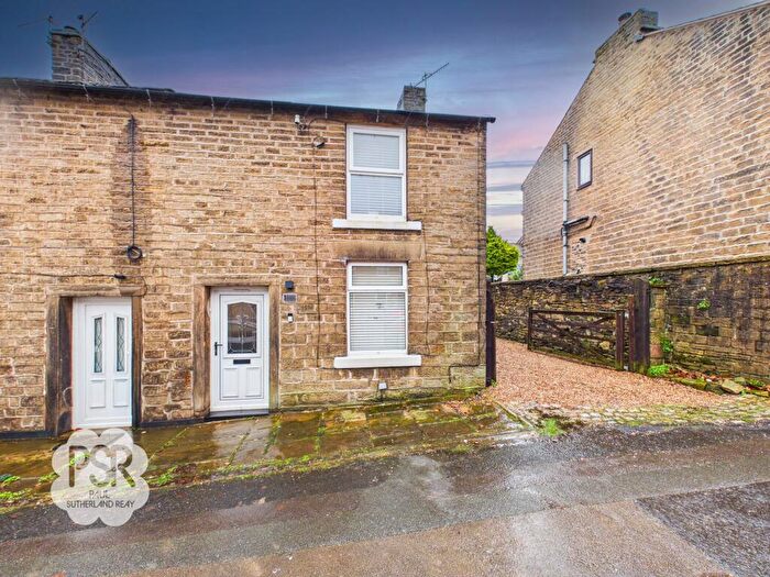 3 Bedroom Terraced House For Sale In Burrfields Road, Chapel-En-Le-Frith, SK23