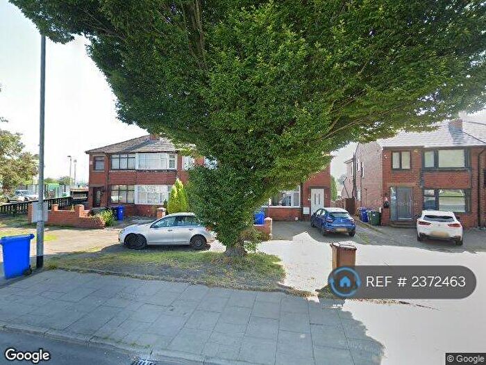 3 Bedroom Terraced House To Rent In Manchester Road, Bury, BL9