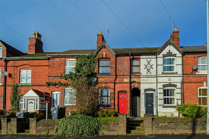 2 Bedroom Terraced House To Rent In Stoke Road, Bromsgrove, Worcestershire, B60