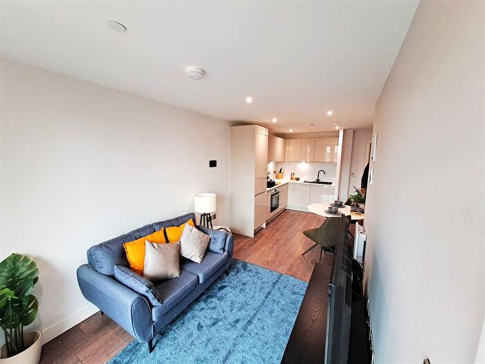 1 Bedroom Flat To Rent In Triskelion Way, Liverpool, L3