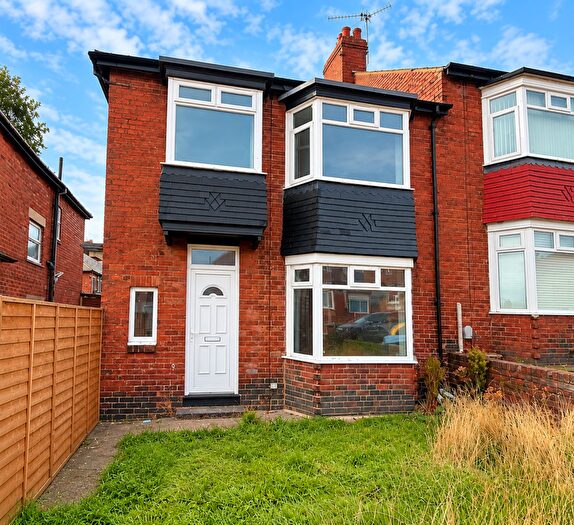 4 Bedroom Semi Detached House For Sale In Brancepeth Avenue, Newcastle Upon Tyne, Tyne And Wear, NE4