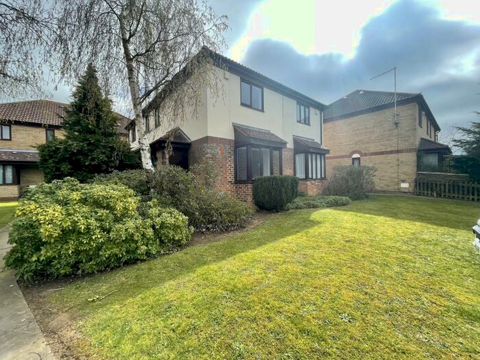 1 Bedroom Cluster House To Rent In Highgate Over, Walnut Tree, Milton Keynes, MK7