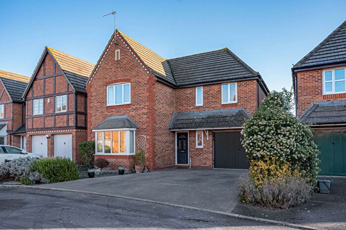 4 Bedroom Detached House For Sale In Rugge Furlong, Didcot, OX11