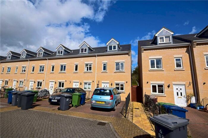 3 Bedroom End Of Terrace House To Rent In Brothers Place, Cambridge, CB1
