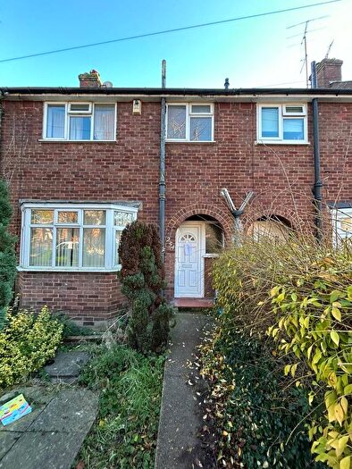 3 Bedroom Semi-Detached House To Rent In Crawley Green Road, Luton, LU2